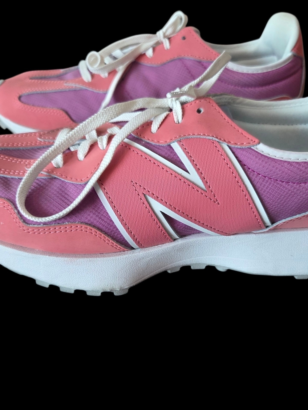 NWOT New Balance 327's Pink and Lavender Women's Athletic Sneakers Size 10